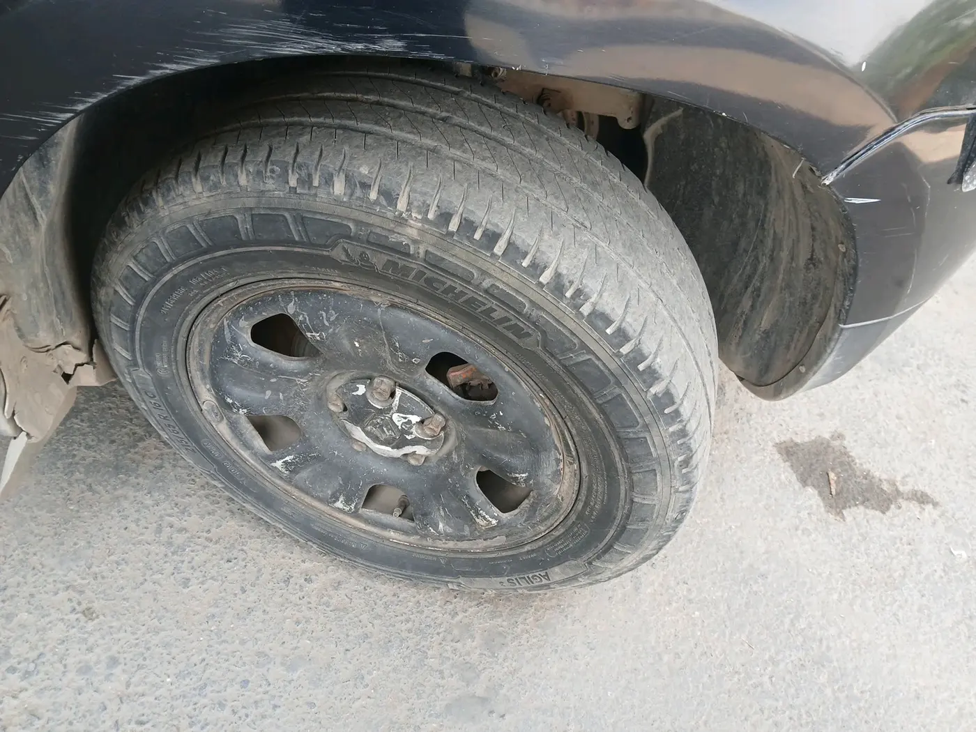 2013 Renault Duster RXL PETROL, Petrol, Manual, 1,01,848 km, tyre