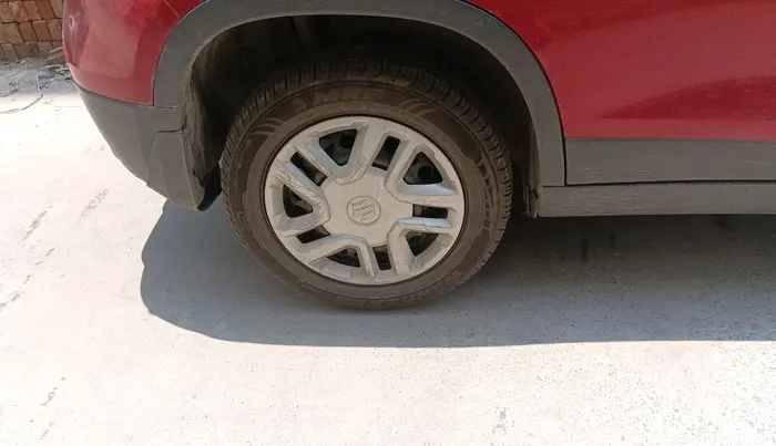 2022 Maruti Vitara Brezza VXI, Petrol, Manual, 77,300 km, tyre