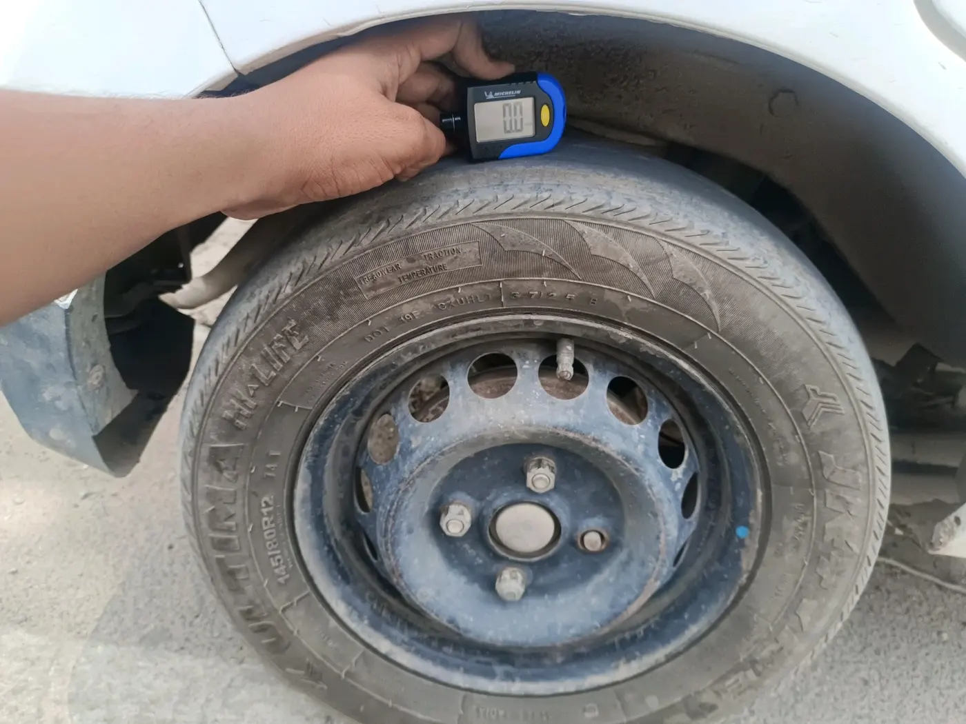 2020 Maruti Alto LXI, CNG, Manual, 73,358 km, tyre