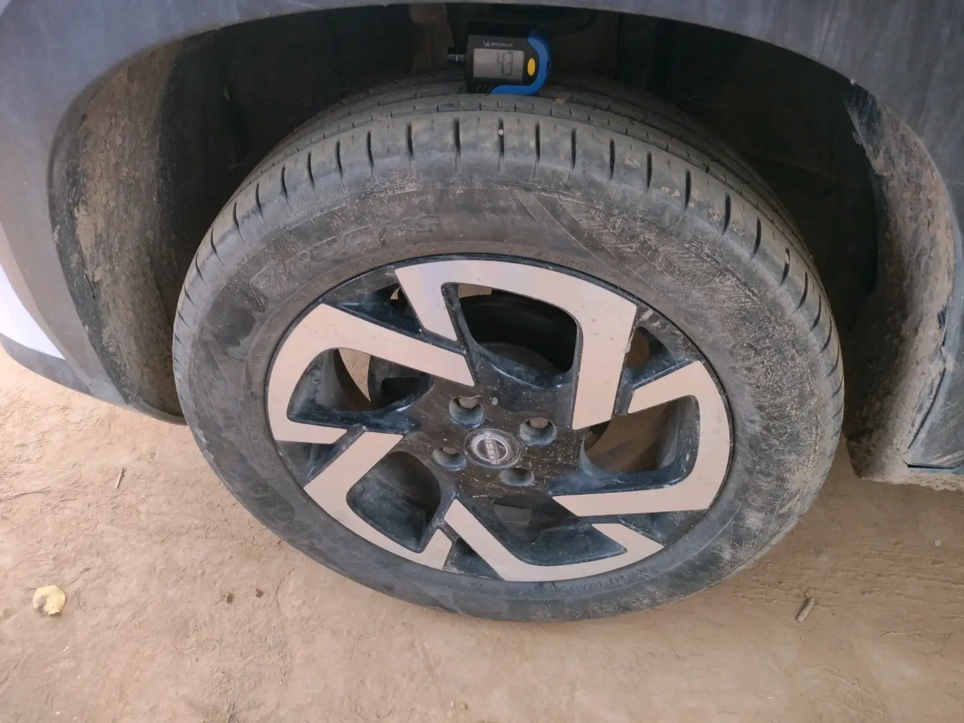 2021 Nissan MAGNITE XL, Petrol, Manual, 1,16,062 km, tyre