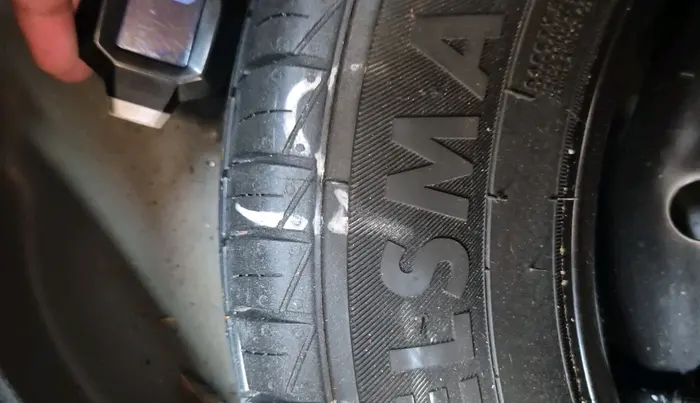 2022 Maruti Alto VXI, Petrol, Manual, 27,416 km, tyre
