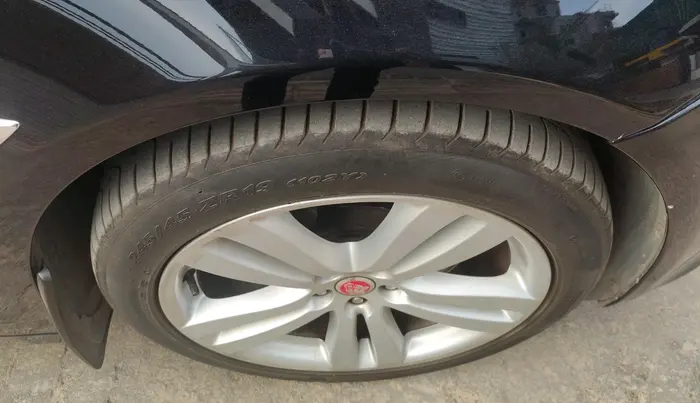 2014 Jaguar XJ L  3.0 Diesel , Diesel, Automatic, 31,510 km, tyre