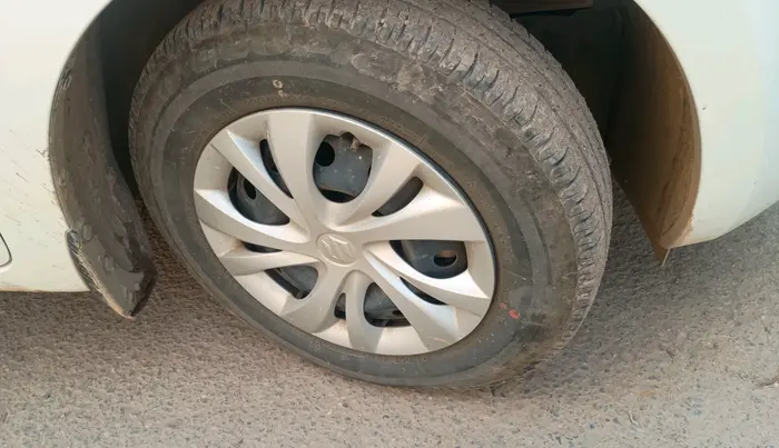 2022 Maruti Swift VXI, Petrol, Manual, 59,298 km, tyre