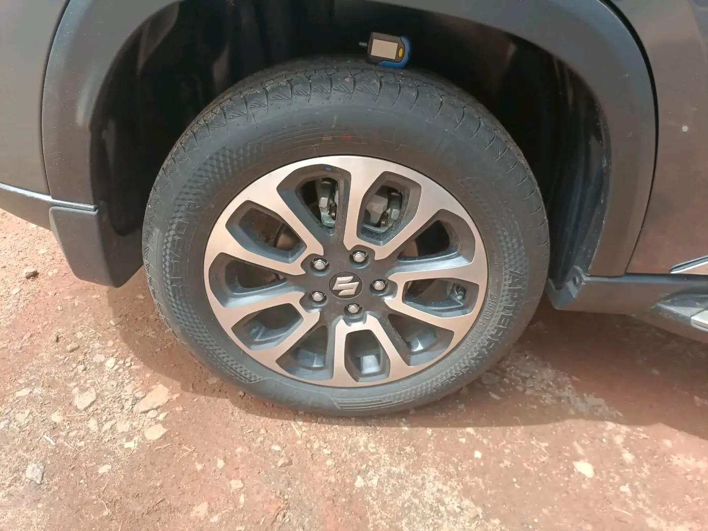 2024 Maruti Grand Vitara ALPHA SMART HYBRID, Petrol, Manual, 24,377 km, tyre