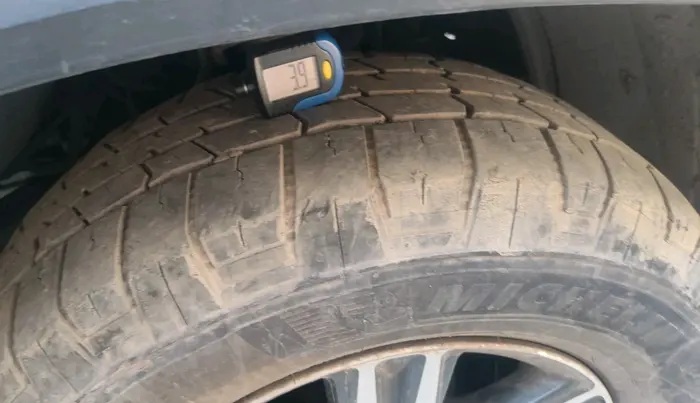 2018 Toyota Fortuner 2.8 4X2 AT, Diesel, Automatic, 1,81,686 km, tyre