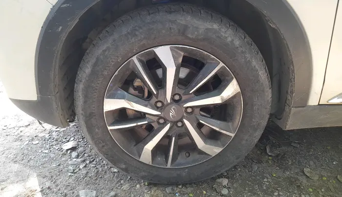 2019 Mahindra XUV300 W8 (O) 1.5 DIESEL, Diesel, Manual, 93,738 km, tyre