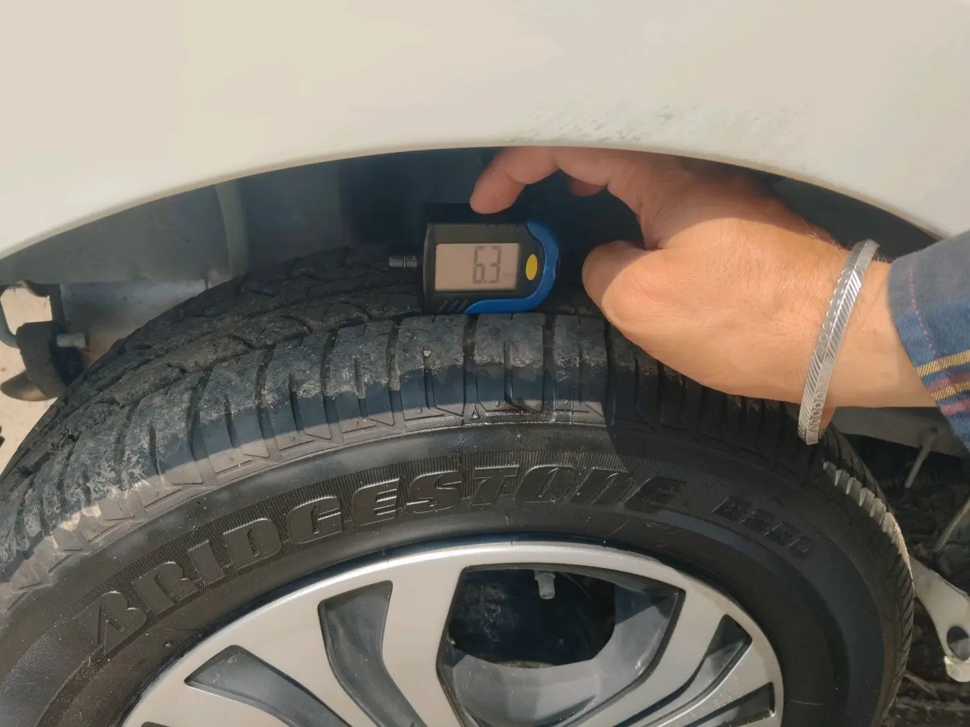 2023 Tata Tiago XT RHYTHM PETROL, Petrol, Manual, 939 km, tyre