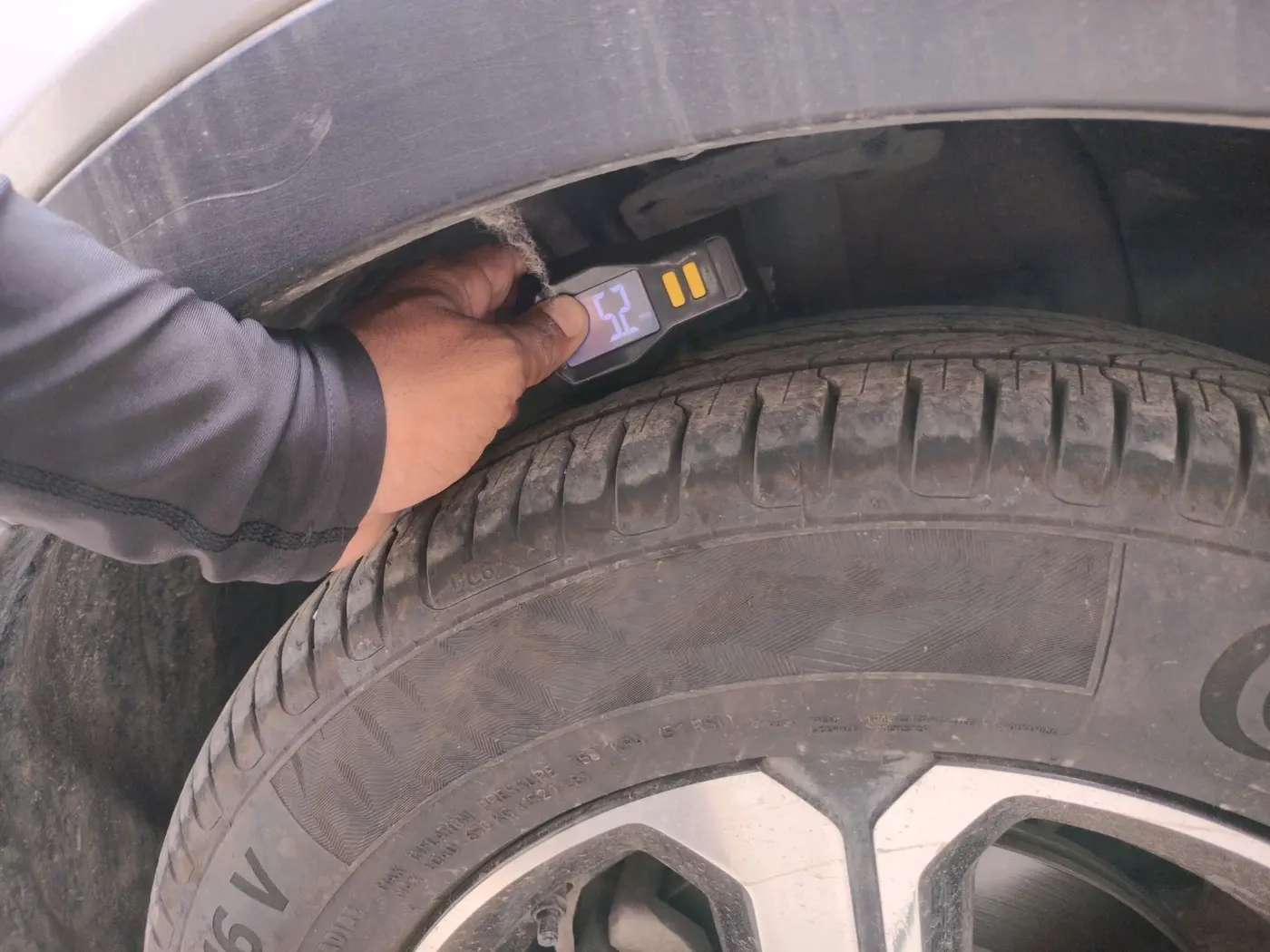 2021 Tata NEXON XZA PLUS PETROL, Petrol, Automatic, 63,667 km, tyre