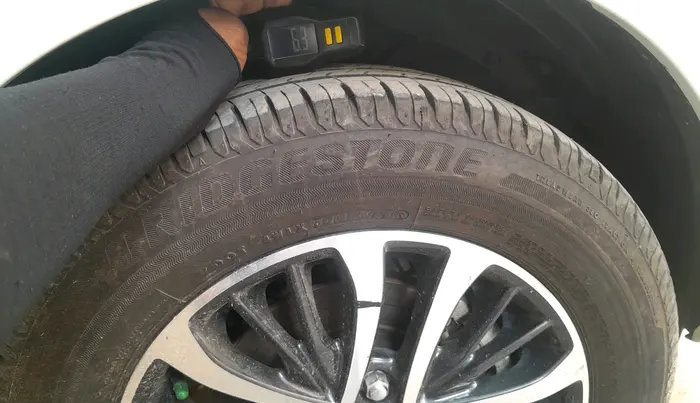 2024 Maruti Ertiga ZXI (O) CNG, CNG, Manual, 18,874 km, tyre