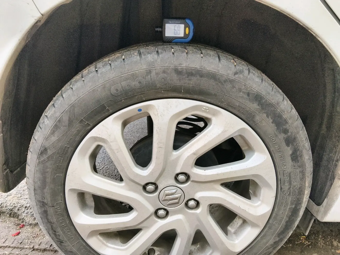 2025 Maruti Baleno  ZETA CNG 1.2L, CNG, Manual, 22,661 km, tyre