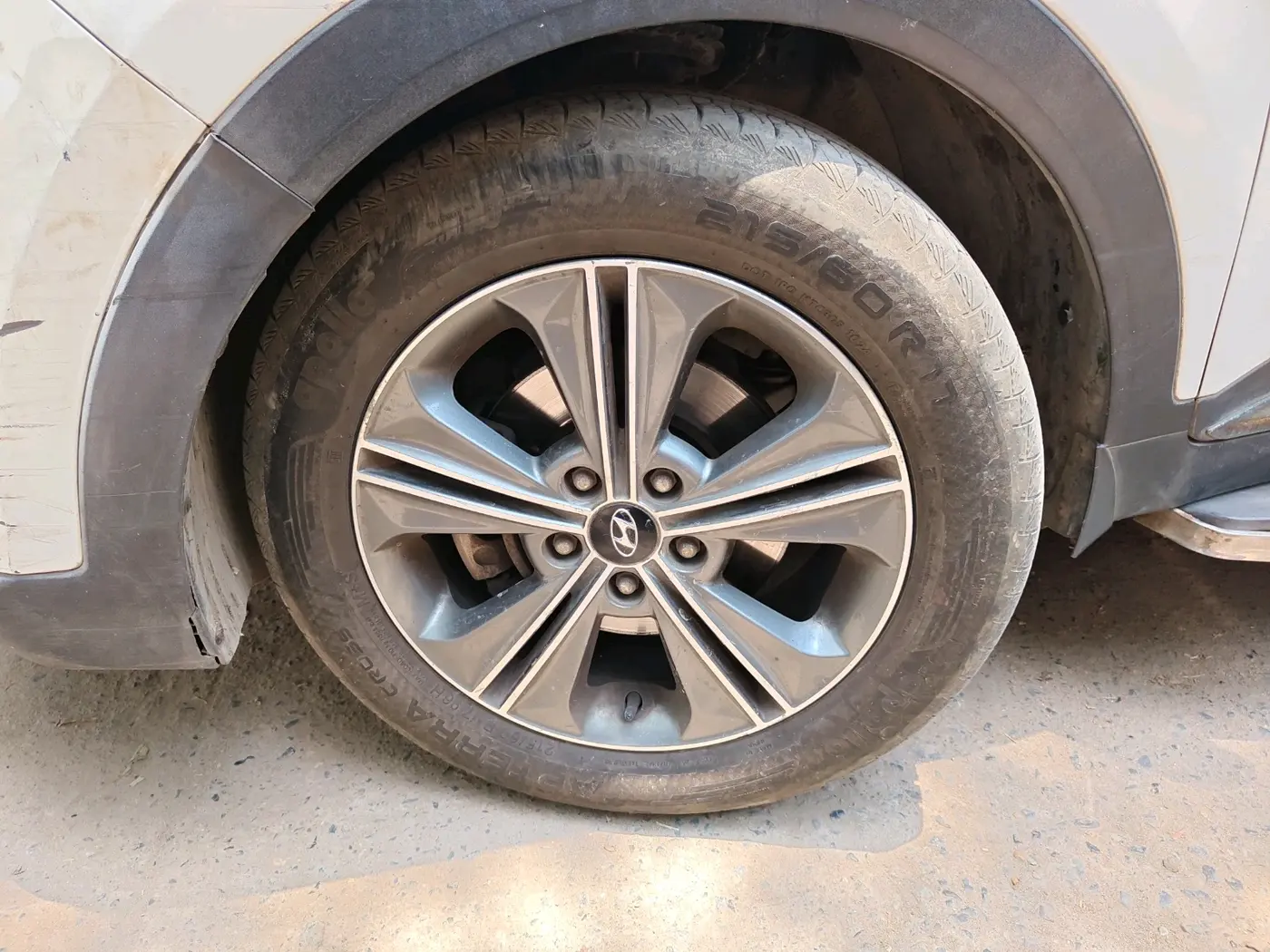 2017 Hyundai Creta SX PLUS AT 1.6 PETROL, Petrol, Automatic, 98,595 km, tyre