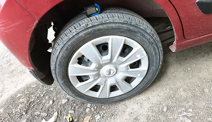 2016 Maruti Wagon R 1.0 VXI AMT, Petrol, Automatic, 33,645 km, tyre