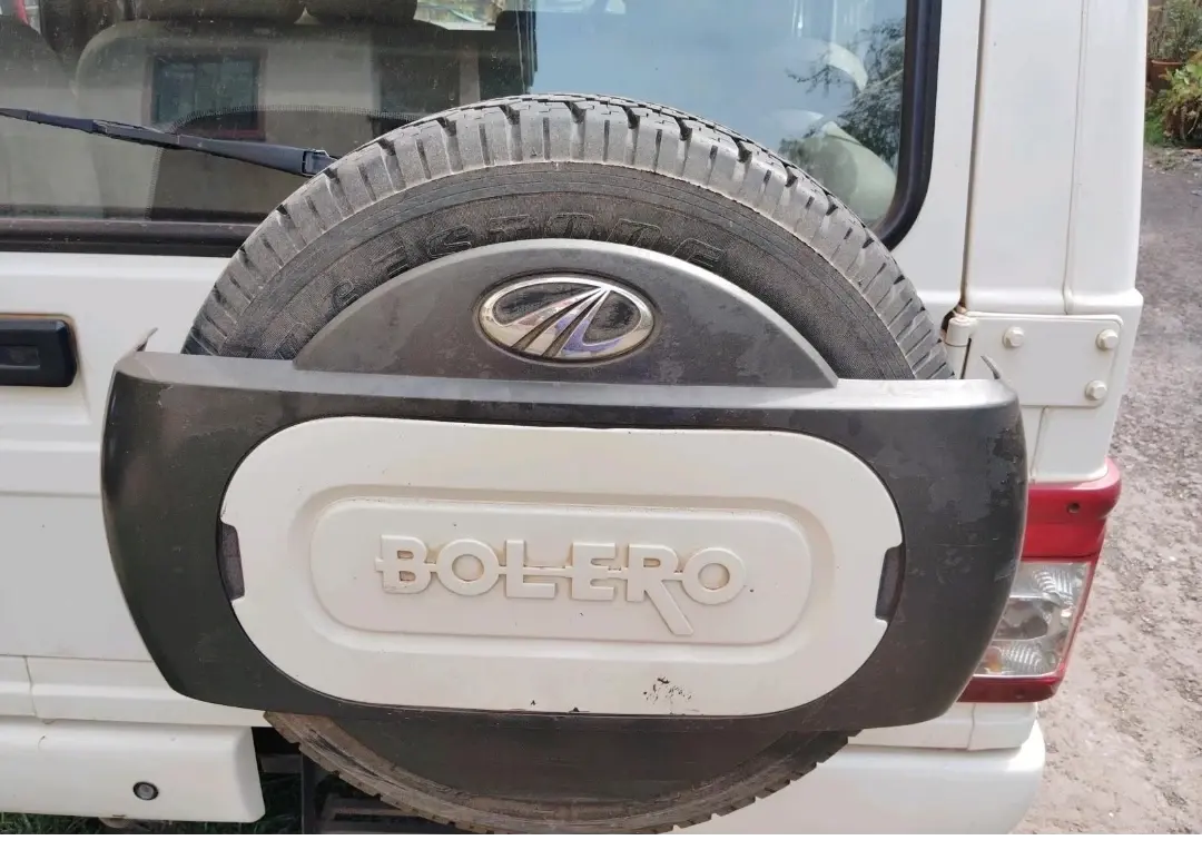 2021 Mahindra Bolero B6 (O), Diesel, Manual, 94,946 km, tyre