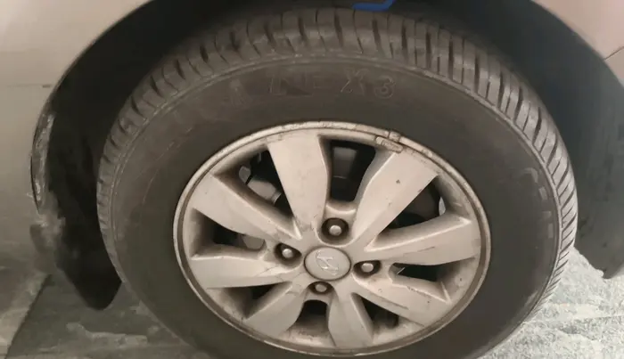 2012 Hyundai i20 SPORTZ 1.2, Petrol, Manual, 32,418 km, tyre