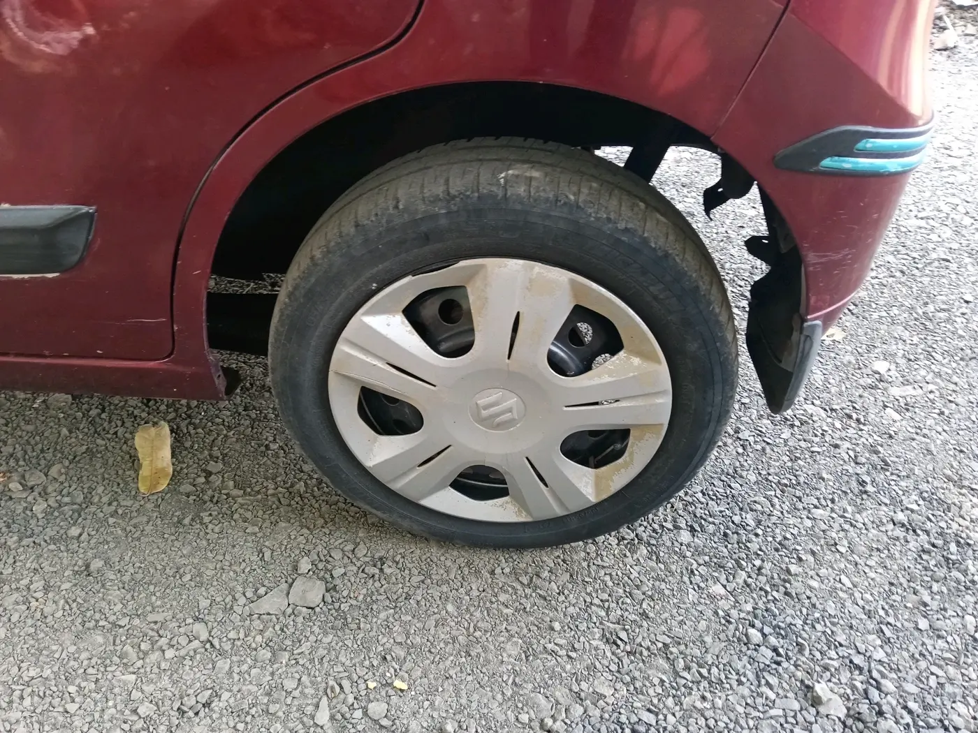 2011 Maruti Wagon R 1.0 VXI, Petrol, Manual, 58,965 km, tyre