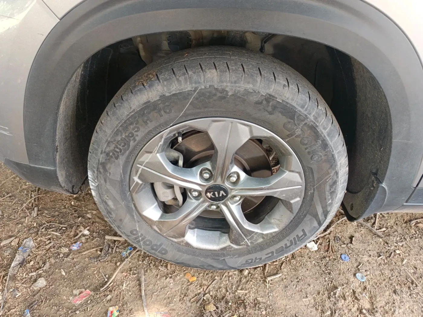 2020 KIA SELTOS HTK PLUS AT 1.5 DIESEL, Diesel, Automatic, 1,07,863 km, tyre