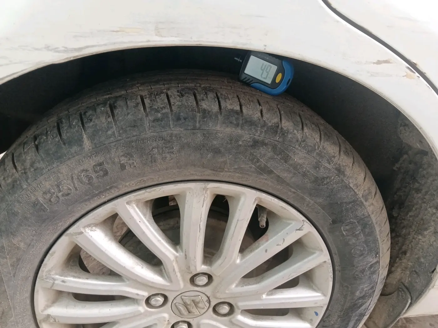 2022 Maruti Dzire ZXI AMT, Petrol, Automatic, 65,055 km, tyre