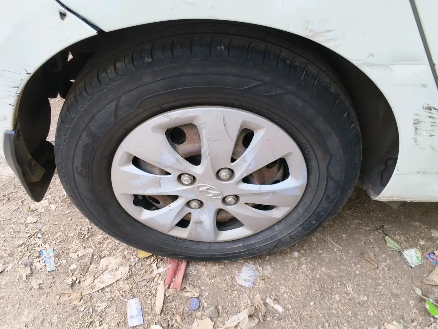 2012 Hyundai i10 MAGNA 1.1 LPG, Petrol, Manual, 86,748 km, tyre