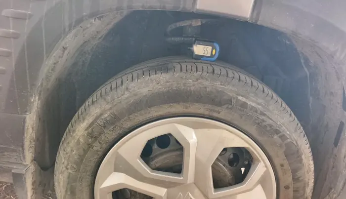 2025 Maruti BREZZA LXI S- CNG, CNG, Manual, 31,484 km, tyre