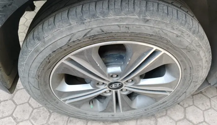 2018 Hyundai Creta SX PLUS AT 1.6 DIESEL, Diesel, Automatic, 1,47,476 km, tyre