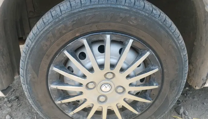 2014 Maruti Wagon R 1.0 LXI, Petrol, Manual, 20,976 km, tyre