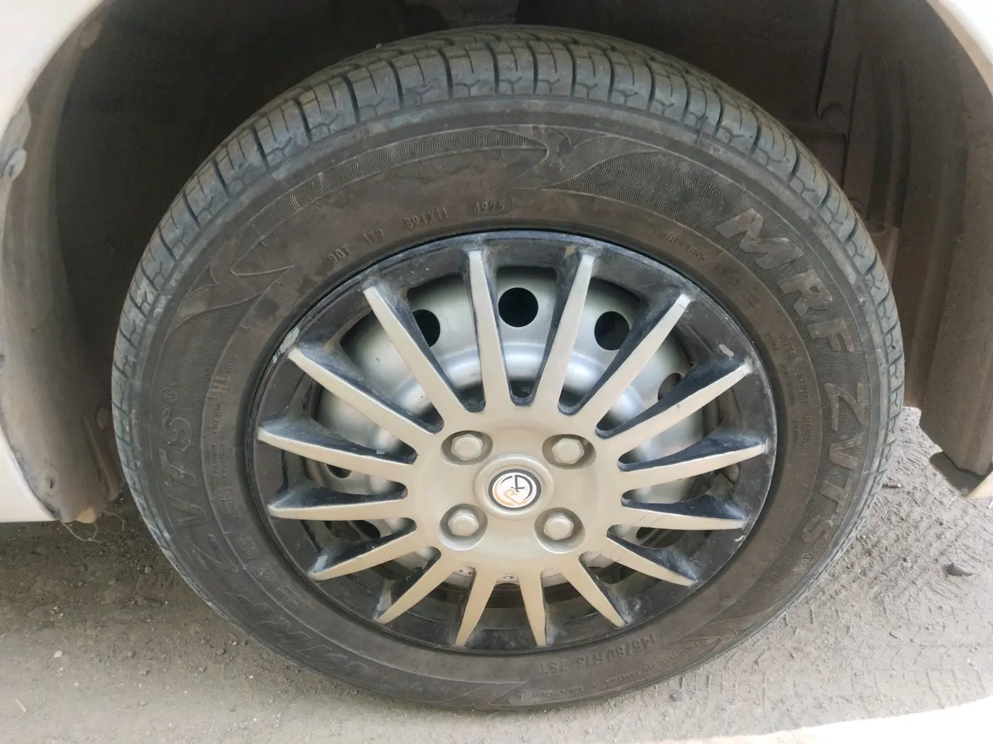 2014 Maruti Wagon R 1.0 LXI, Petrol, Manual, 20,976 km, tyre