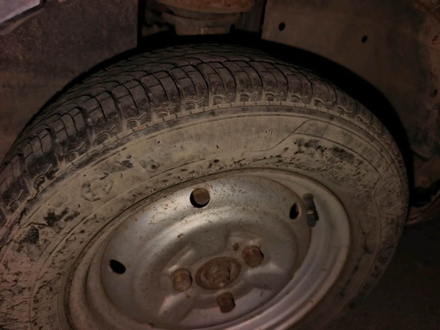 2011 Tata Nano STD, Petrol, Manual, 41,200 km, tyre