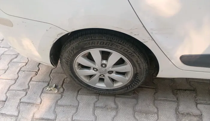 2014 Hyundai Xcent S (O) 1.2, Petrol, Manual, 61,715 km, tyre