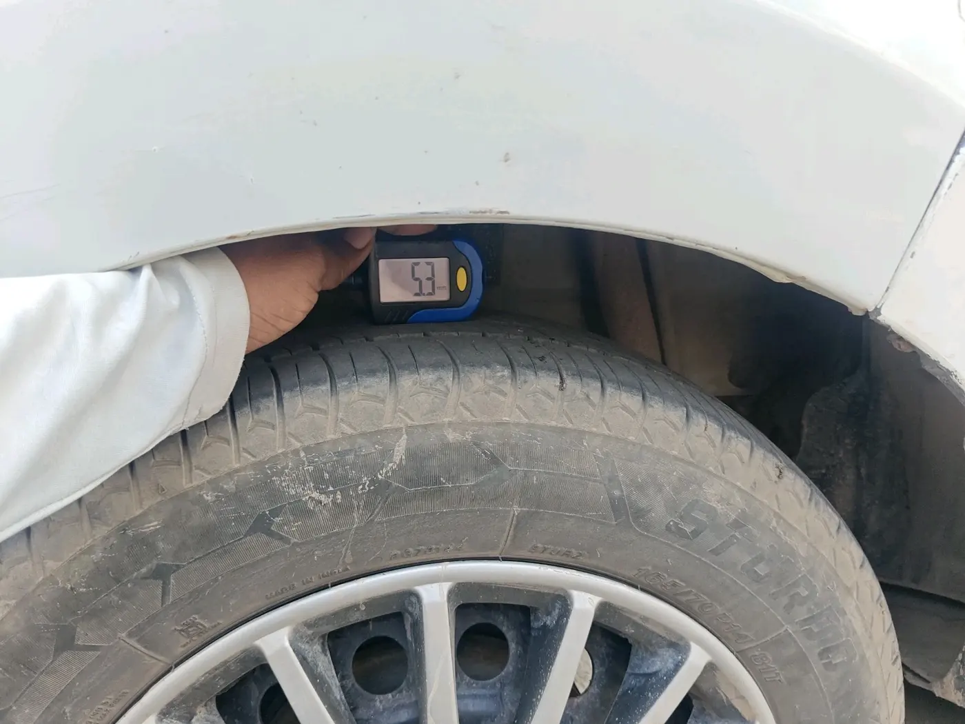 2016 Maruti Celerio VXI CNG, CNG, Manual, 90,155 km, tyre