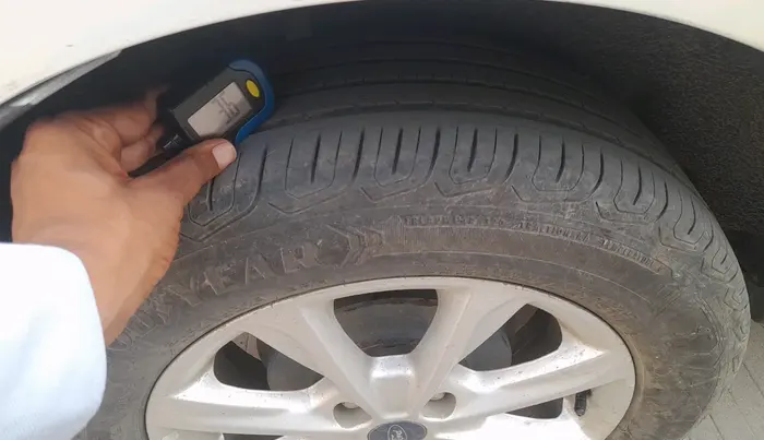 2019 Ford Ecosport TITANIUM 1.5L DIESEL, Diesel, Manual, 1,02,828 km, tyre