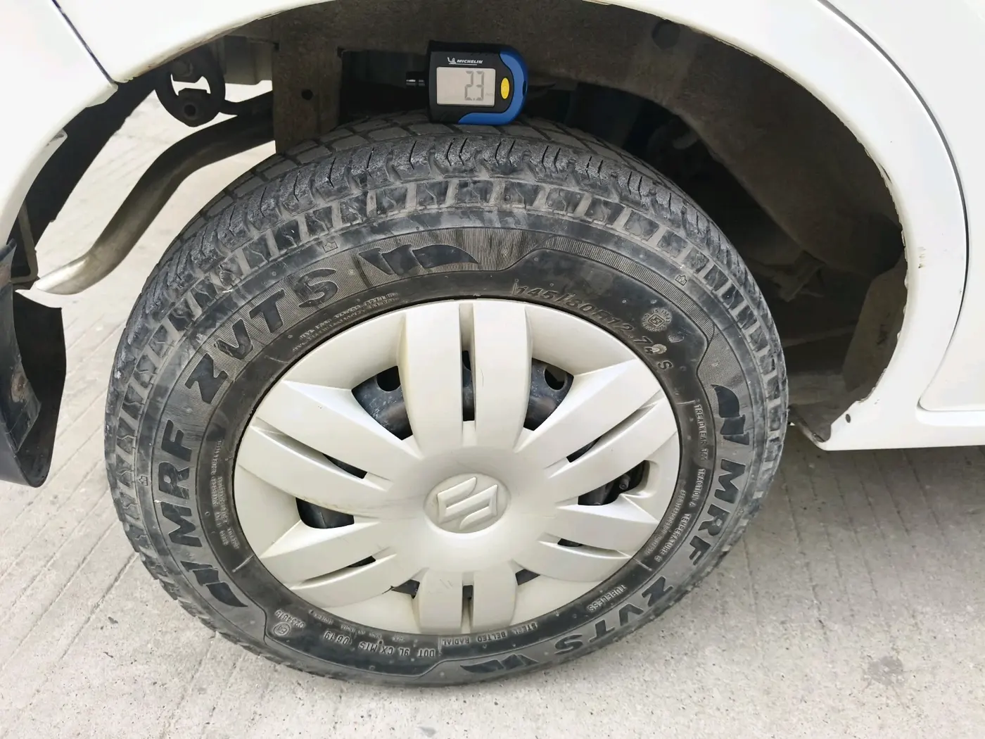 2019 Maruti Alto 800 LXI, Petrol, Manual, 18,871 km, tyre