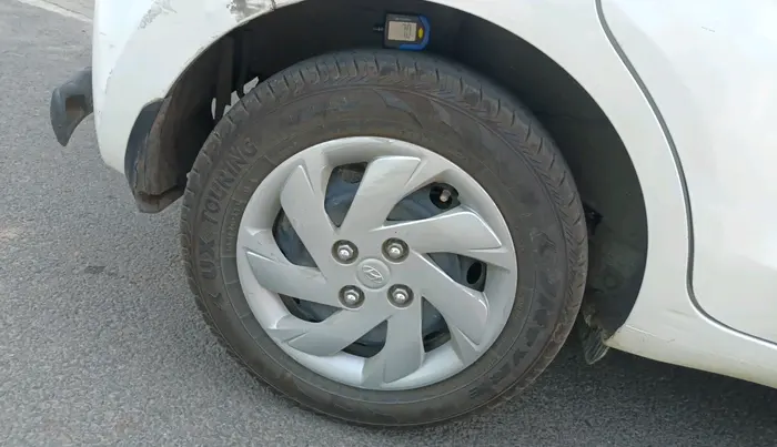 2019 Hyundai NEW SANTRO SPORTZ MT, Petrol, Manual, 42,912 km, tyre