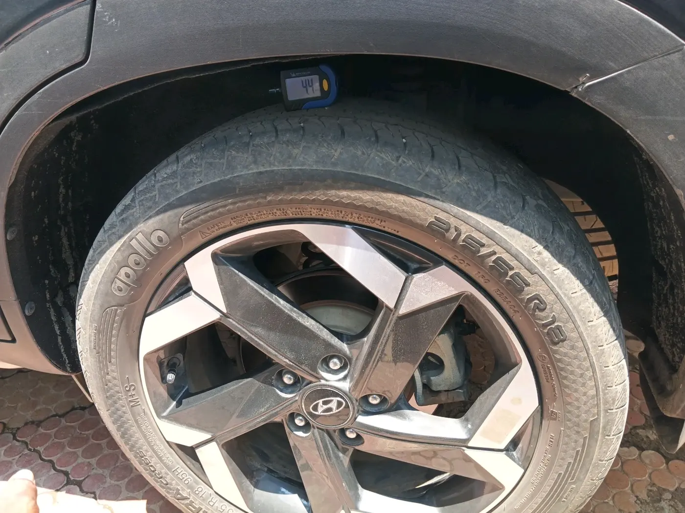 2022 Hyundai ALCAZAR PLATINUM 2.0 MT 7STR, Petrol, Manual, 34,047 km, tyre