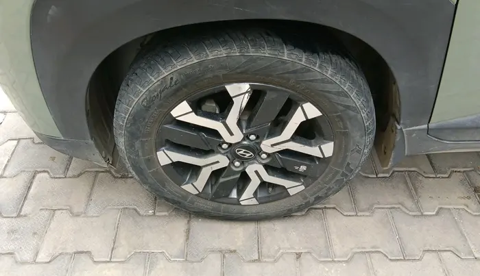 2023 Hyundai EXTER SX(O) CONNECT 1.2 AMT, Petrol, Automatic, 28,804 km, tyre