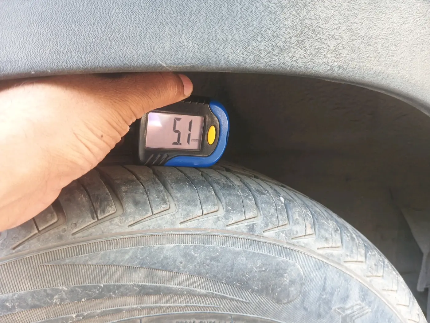 2018 Renault Kwid CLIMBER 1.0 AMT, Petrol, Automatic, 73,148 km, tyre