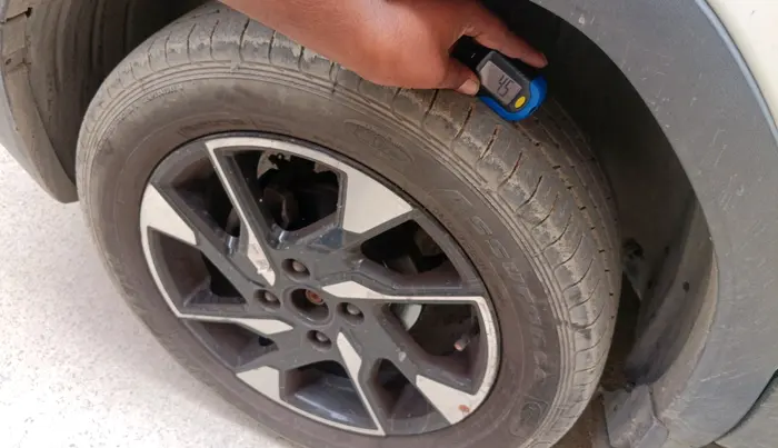 2024 Tata PUNCH ACCOMPLISHED DAZZLE PACK MT, Petrol, Manual, 48,851 km, tyre