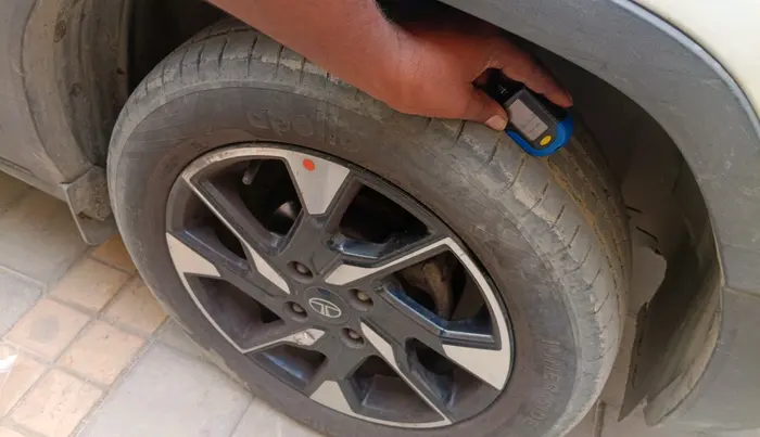 2024 Tata PUNCH ACCOMPLISHED DAZZLE PACK MT, Petrol, Manual, 48,851 km, tyre