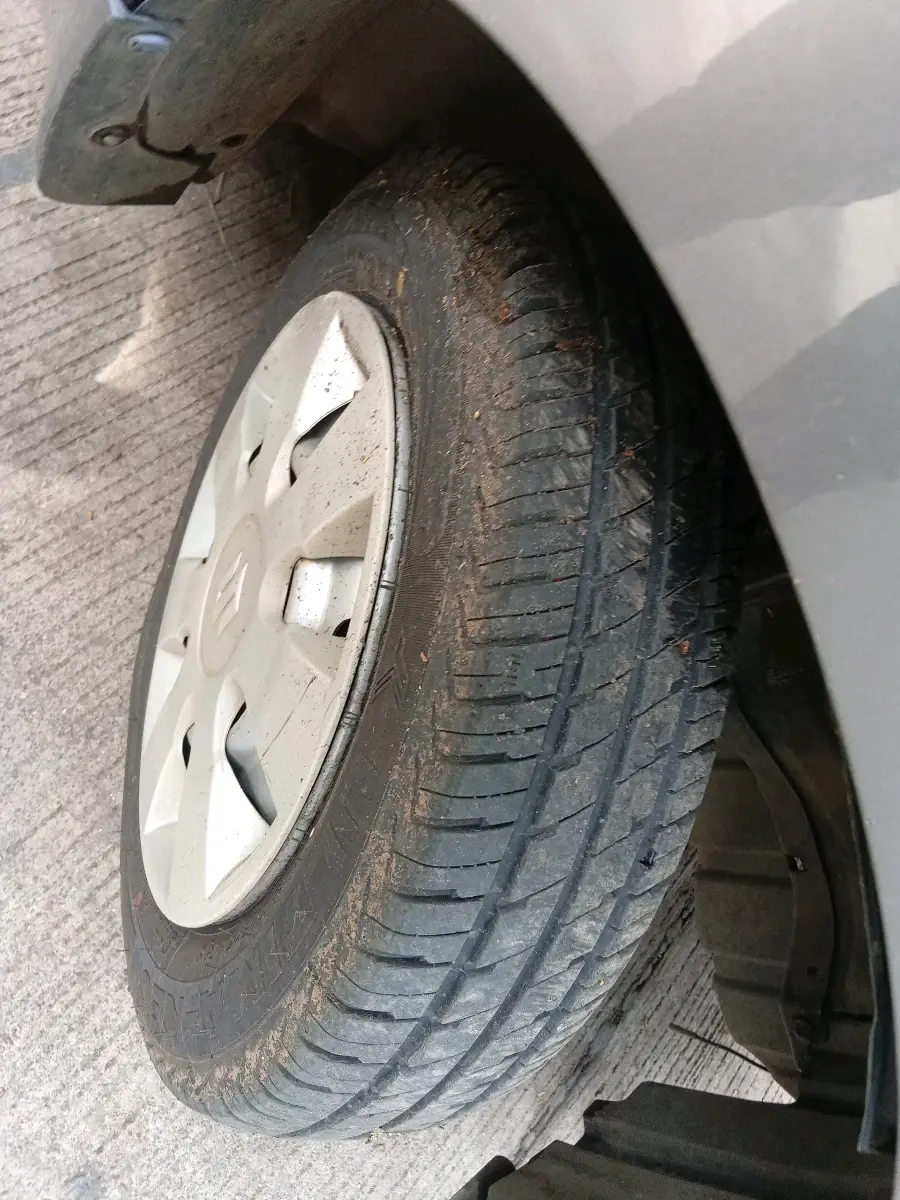 2016 Maruti Wagon R 1.0 LXI CNG, CNG, Manual, 58,900 km, tyre