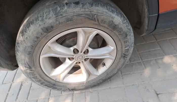 2019 Tata Harrier XZ 2.0L, Diesel, Manual, 89,138 km, tyre