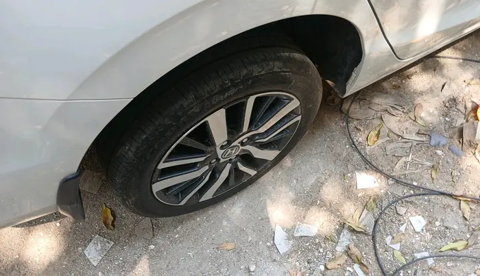 2022 Honda City 1.5L I-VTEC ZX CVT, Petrol, Automatic, 19,588 km, tyre