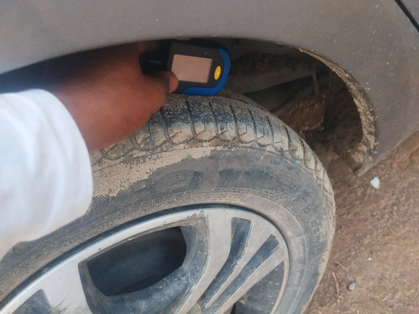 2019 Tata Tiago XZA PETROL, Petrol, Automatic, 42,041 km, tyre