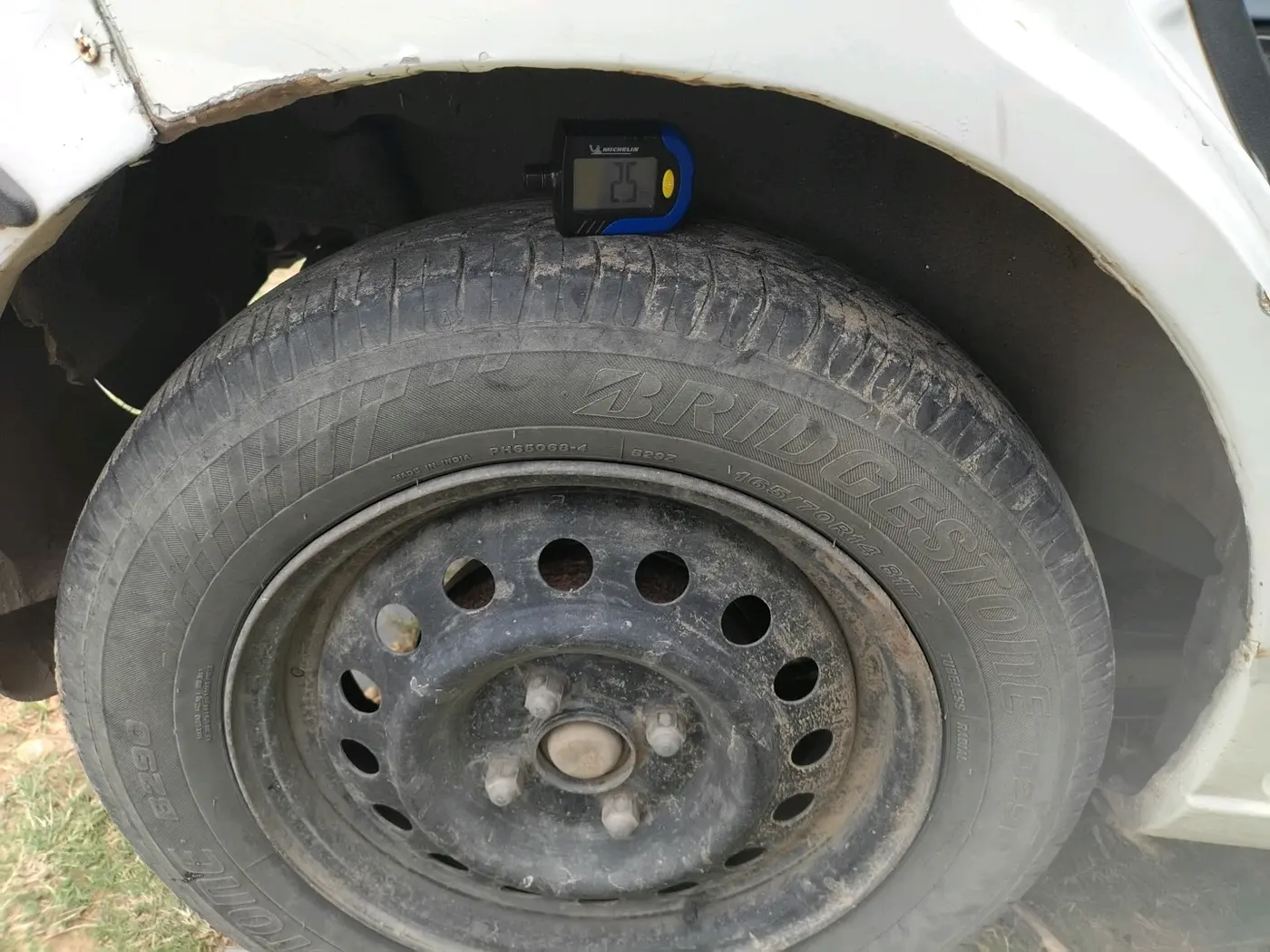 2012 Maruti Wagon R 1.0 LXI CNG, CNG, Manual, 36,096 km, tyre