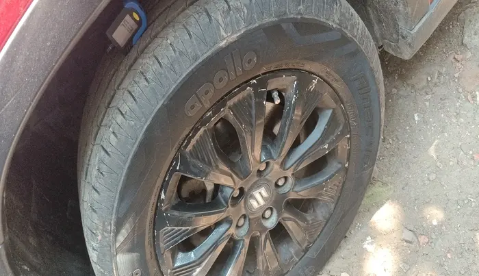2021 Maruti Vitara Brezza ZXI, Petrol, Manual, 64,772 km, tyre