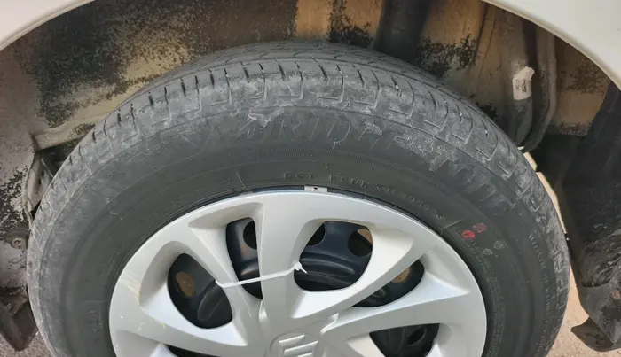 2022 Maruti Celerio VXI CNG, CNG, Manual, 26,980 km, tyre