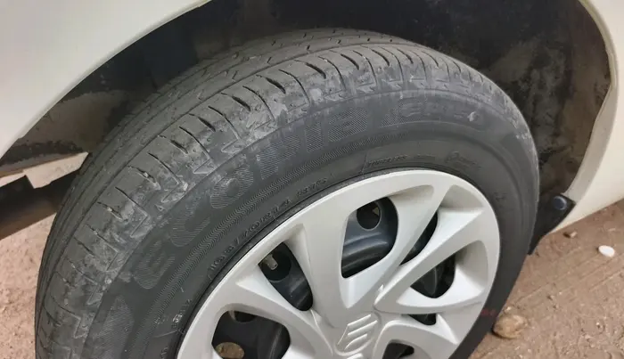 2022 Maruti Celerio VXI CNG, CNG, Manual, 26,980 km, tyre