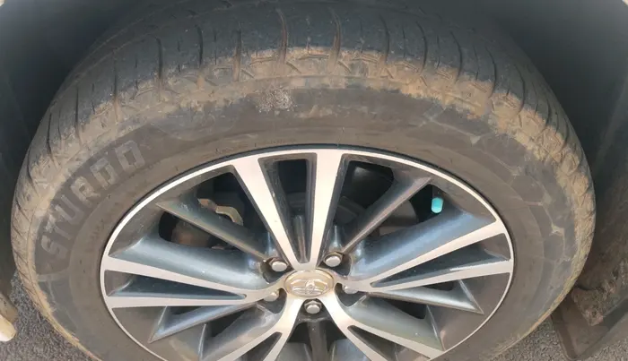 2018 Toyota Corolla Altis VL CVT PETROL, Petrol, Automatic, 83,939 km, tyre