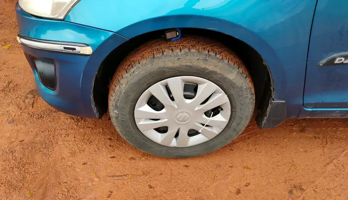2012 Maruti Swift Dzire VXI, Petrol, Manual, 1,07,992 km, tyre