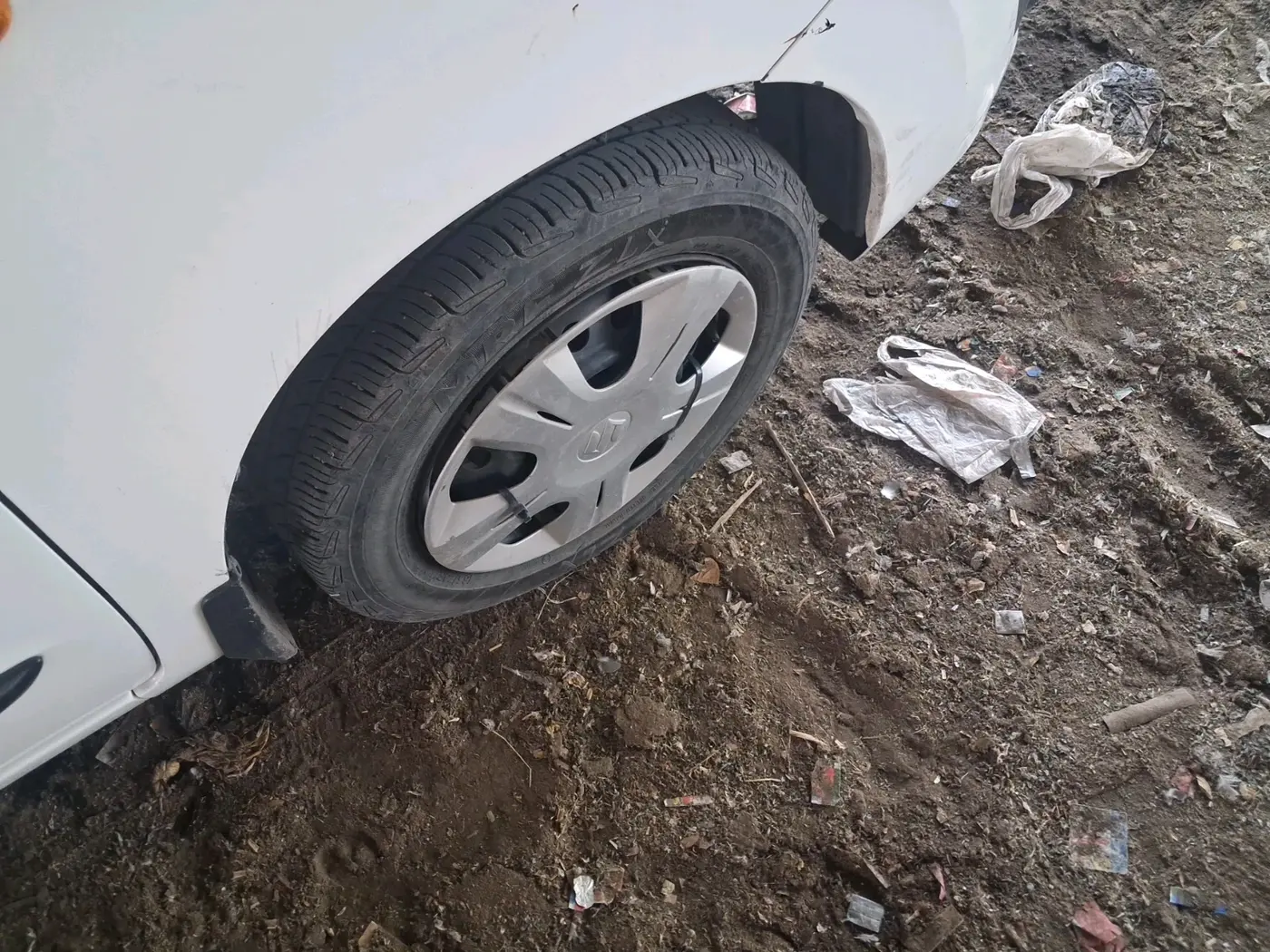 2018 Maruti Wagon R 1.0 VXI, CNG, Manual, 1,11,679 km, tyre