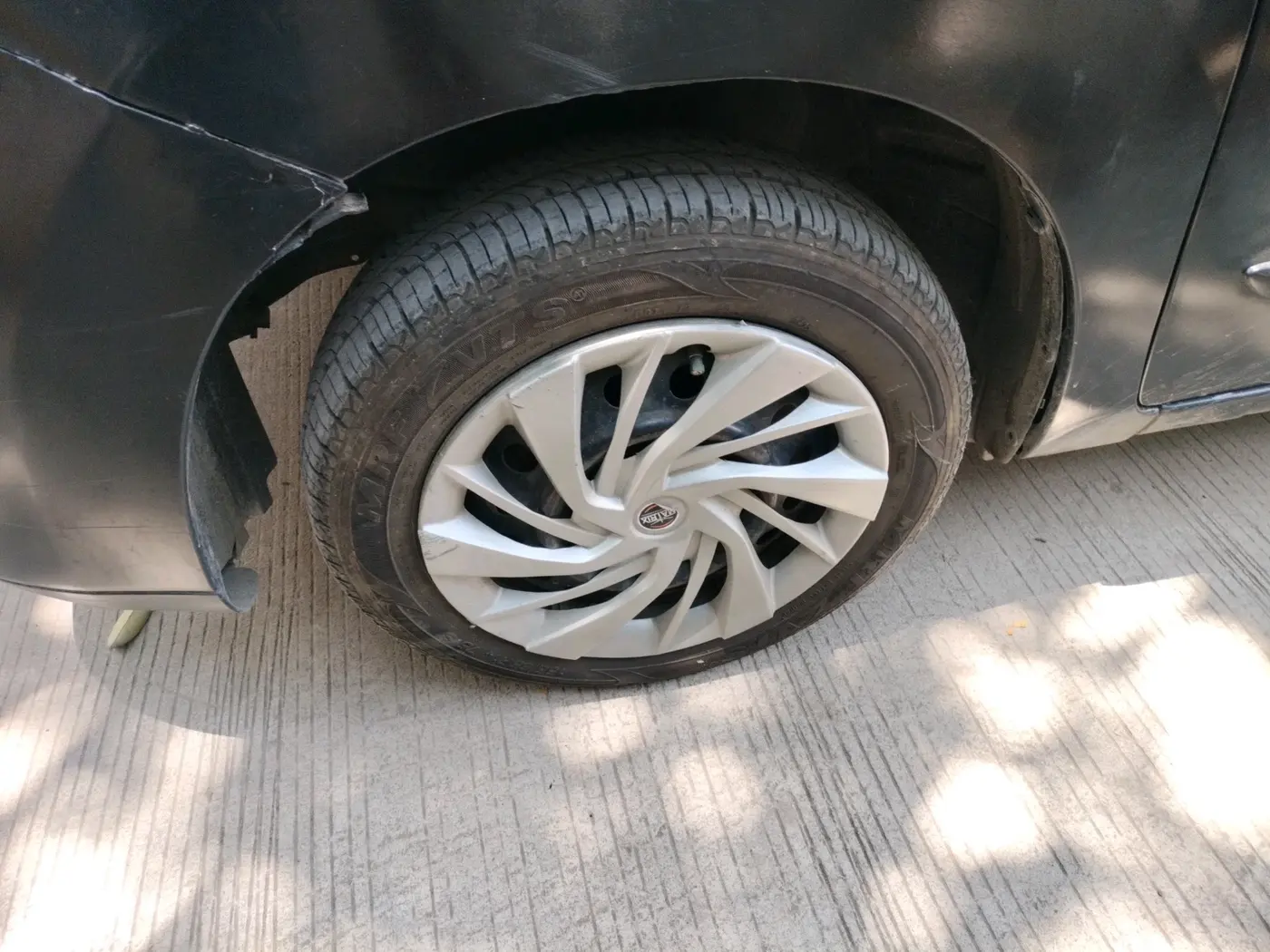 2011 Maruti Wagon R 1.0 VXI, Petrol, Manual, 1,10,770 km, tyre