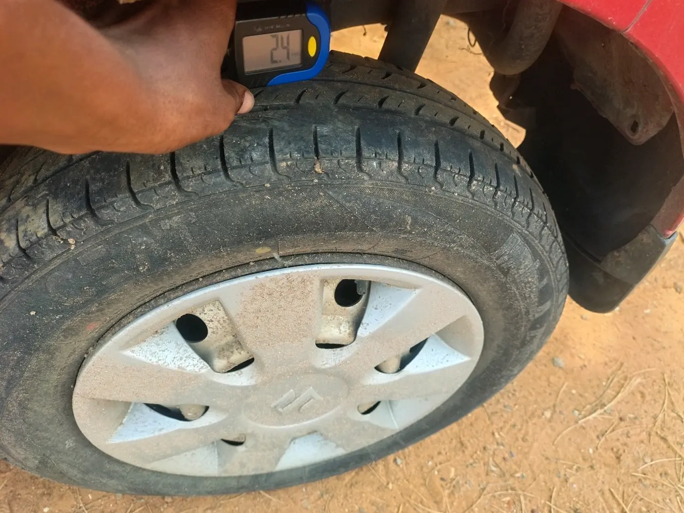 2013 Maruti Wagon R 1.0 LXI, Petrol, Manual, 46,923 km, tyre